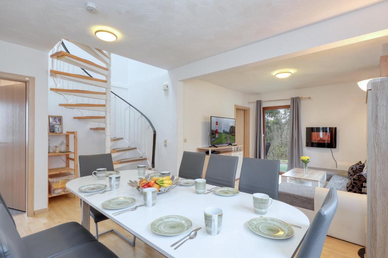 Seepark Kirchheim Ferienhaus Bei Vera Mit Sauna Bagian luar foto