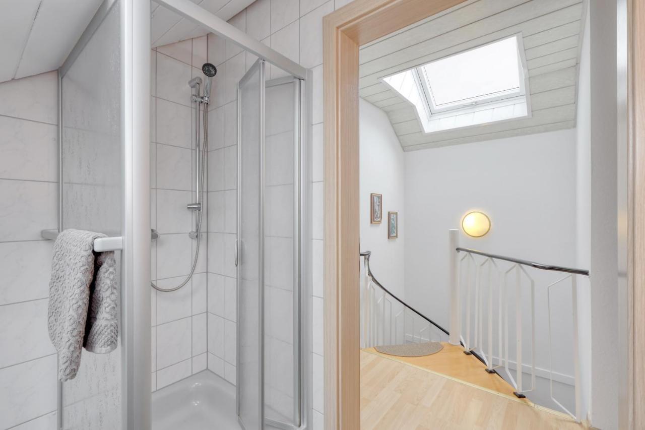 Seepark Kirchheim Ferienhaus Bei Vera Mit Sauna Bagian luar foto