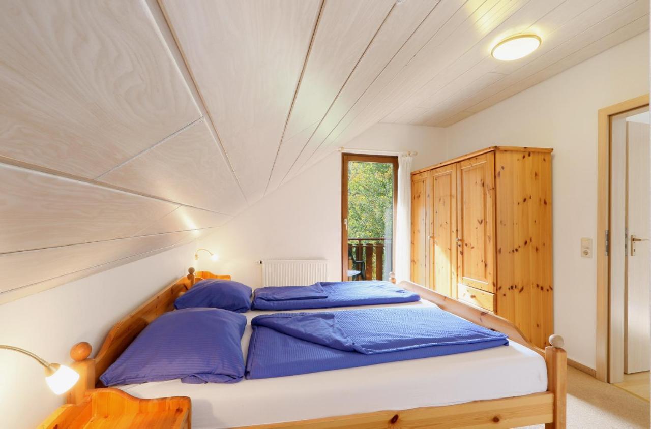 Seepark Kirchheim Ferienhaus Bei Vera Mit Sauna Bagian luar foto