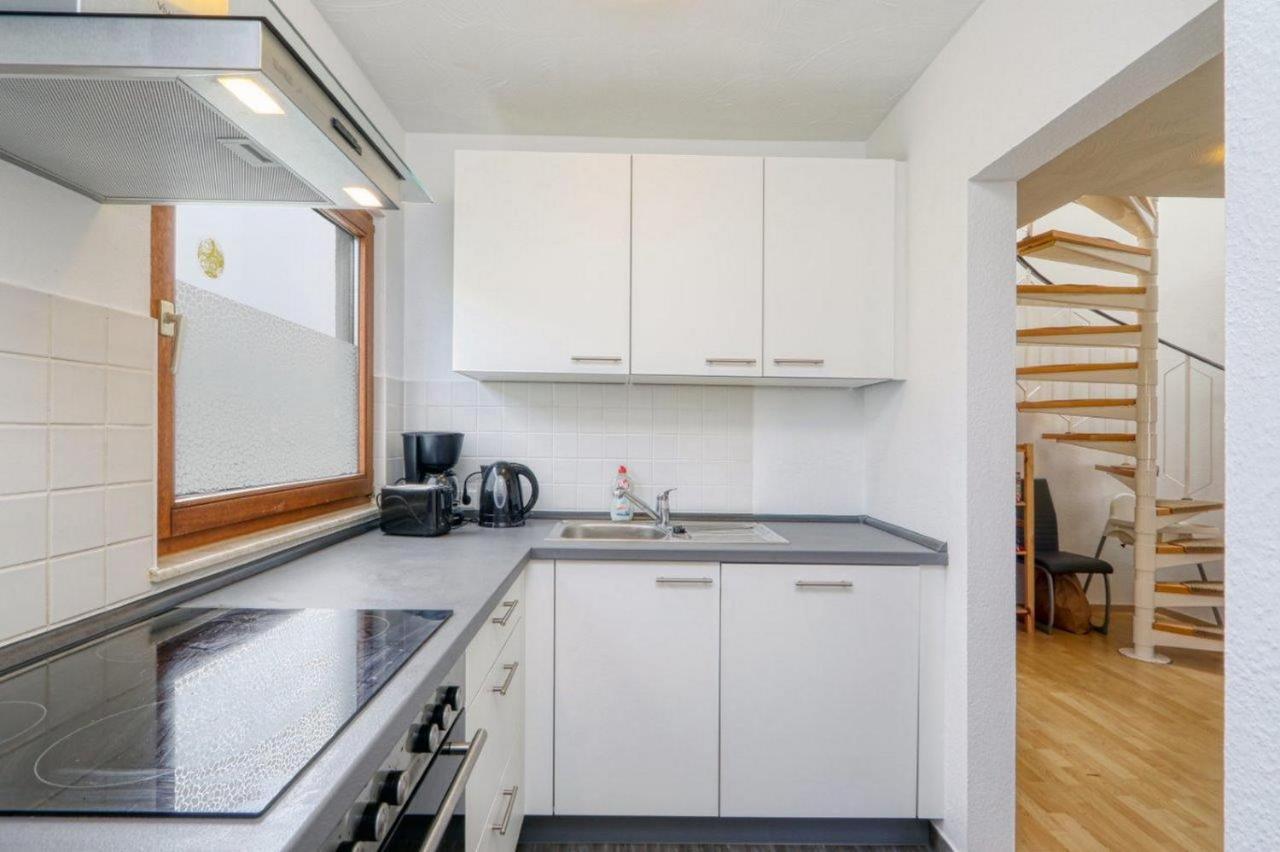Seepark Kirchheim Ferienhaus Bei Vera Mit Sauna Bagian luar foto